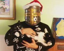 The star is an animal lover and has adopted a black cat in his home.