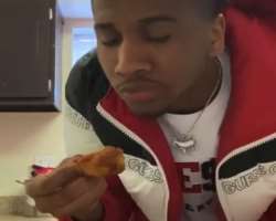 Thatboyfunny eating non vegetarian food Thatboyfunny eating non vegetarian food