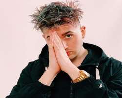 Alen was included in the list of Top 10 most disgusting streamers throughout the Balkans in the year 2021.