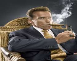 Arnold Schwarzenegger smoking