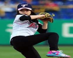 She is also a baseball fan and her favorite baseba She is also a baseball fan and her favorite baseball team is her hometown team