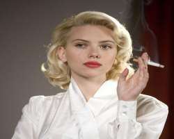 Scarlett Johansson smoking Scarlett Johansson smoking
